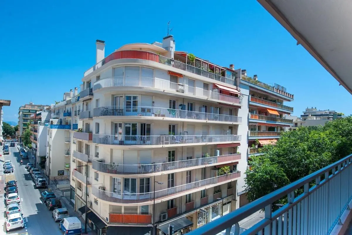 Apartment Milady-Perle Neuve, Wifi, Climatisee, Centre D'Antibes Au Calme